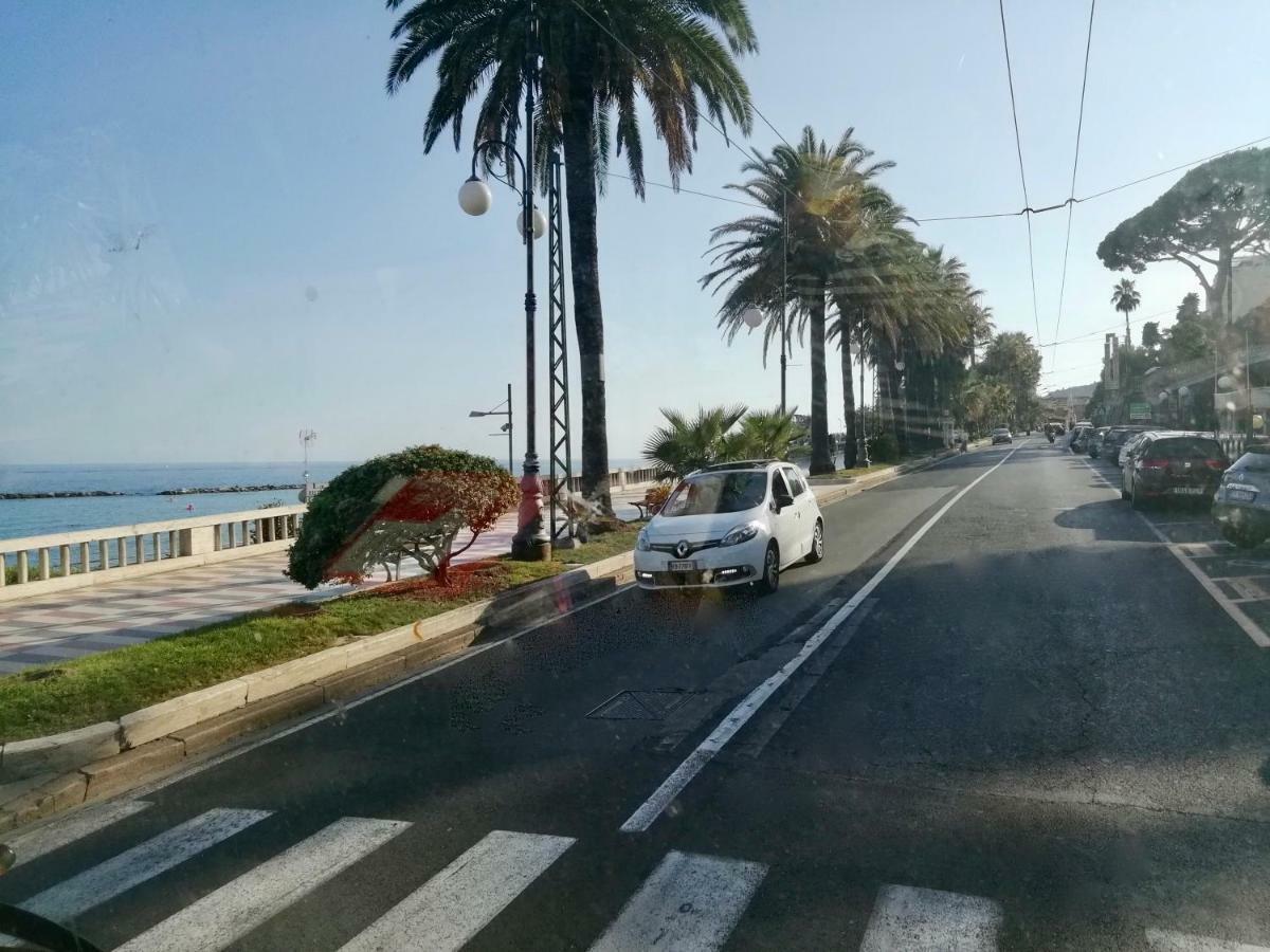 Mare Foce E Centro Apartment Sanremo Bagian luar foto